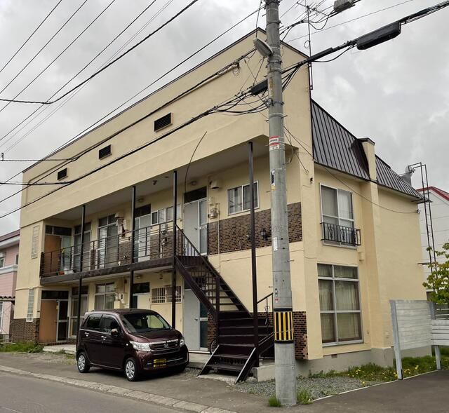2LDK Apartment for Rent in Sumikawa, Sapporo - Thumbnail 2