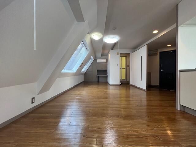 Rental Apartment in Fukui City with Balcony and City Views - Thumbnail 3