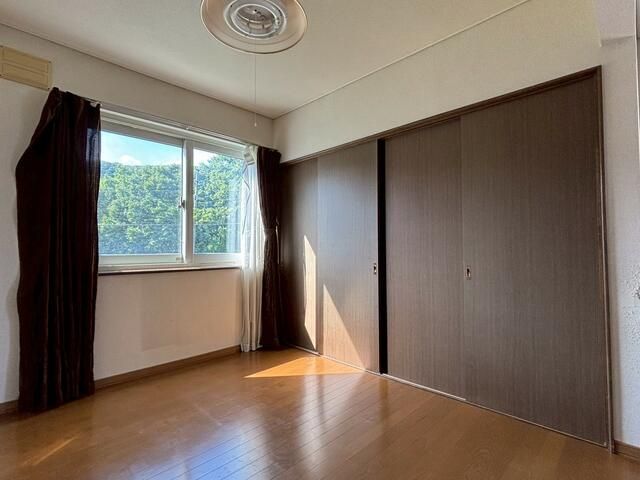 3LDK Corner Lot House in Sapporo's Teine Ward - Main Image
