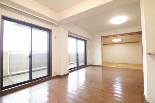 3LDK Condominium in Machida, Tokyo - 91.57 sqm - Thumbnail 2