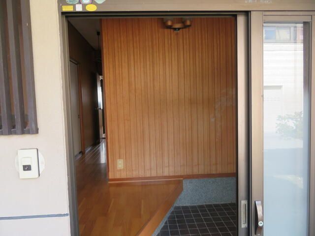 Rent 4DK House in Minamikuriyama, Toyama City - Thumbnail 2