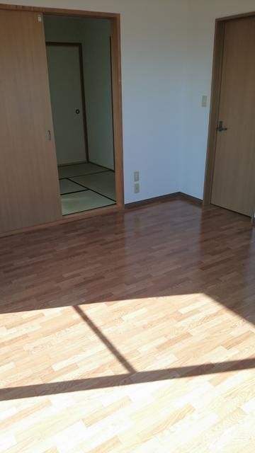 Maison Grand Garden 2LDK Apartment for Rent in Minami-Alps - Thumbnail 4