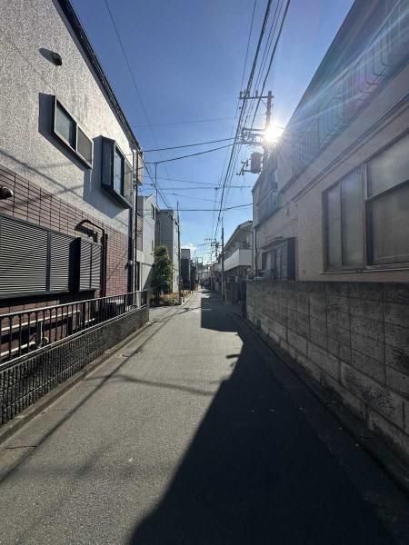 Land with House for Sale in Nakano, Tokyo - 56.32 sqm - Thumbnail 4