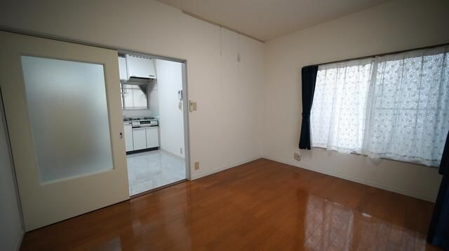 1K Apartment for Rent in Suginami, Tokyo 23 sqm - Thumbnail 3