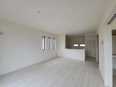New 4LDK House in Kanuma with 3 Car Parking & South-Facing Rooms — Image 22, Kanuma, Tochigi