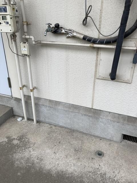 Pearl Heights Wakaba 1K Apartment for Rent near Goi Station - Thumbnail 2