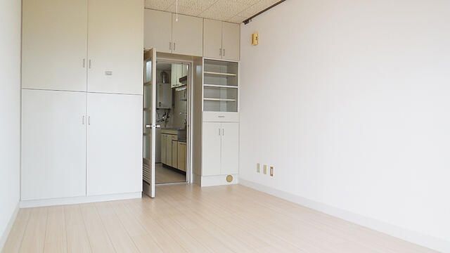 Royal Corp Station South 1K Apartment for Rent in Takaoka - Thumbnail 3