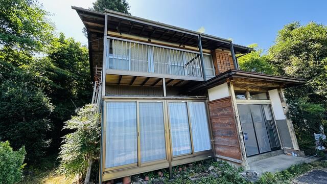 1953 Wooden House on 448sqm Land in Gosen, Niigata - Thumbnail 2