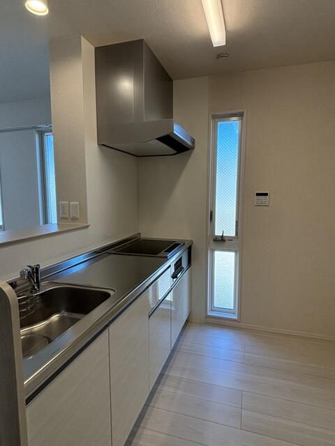 New 1LDK Apartment for Rent in Kofu, Yamanashi - Thumbnail 4