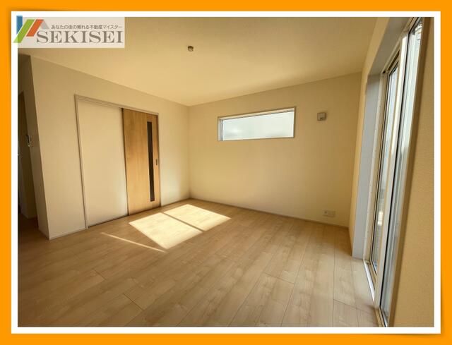New 4LDK House in Fukushima City with 3 Parking Spaces - Thumbnail 4