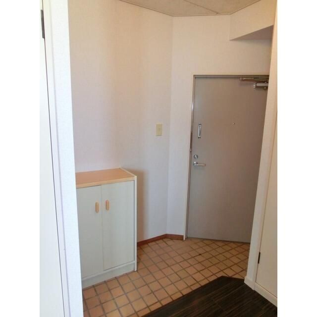 Pet-Friendly 1DK Apartment for Rent in Kaga's Yamashiro Onsen - Thumbnail 2