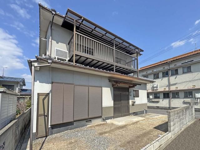 5DK House for Sale in Fukuyama, Hiroshima with Parking for Two - Main Image