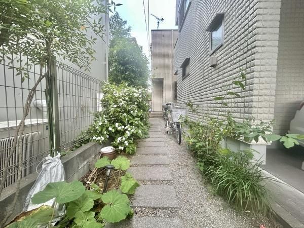 2DK Detached House in Nakahara-ku, Kawasaki for Sale - Thumbnail 3