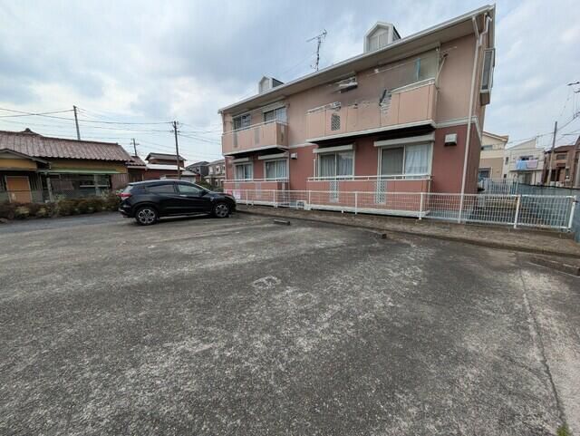 3LDK Terrace House for Rent in Chiba City, Chuo Ward - Thumbnail 3