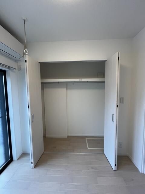 1LDK Apartment Near Makuhari Station, Chiba City - Thumbnail 2