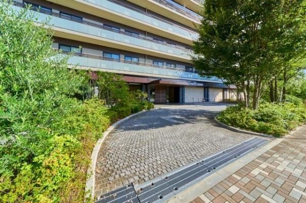 3LDK Apartment for Sale in Chofu, Tokyo – 71.34 sqm - Thumbnail 3
