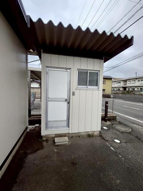 Office for Rent in Fukushima City - 29.1 sqm, Parking - Thumbnail 3