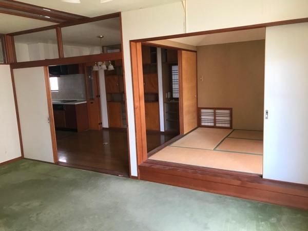 5LDK Detached House for Sale in Hiroshima Nishi Ward - Thumbnail 3