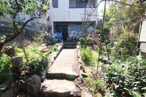 Used Detached House in Kawasaki, Kanagawa – 1SLDK, 88.63 sqm - Thumbnail 3