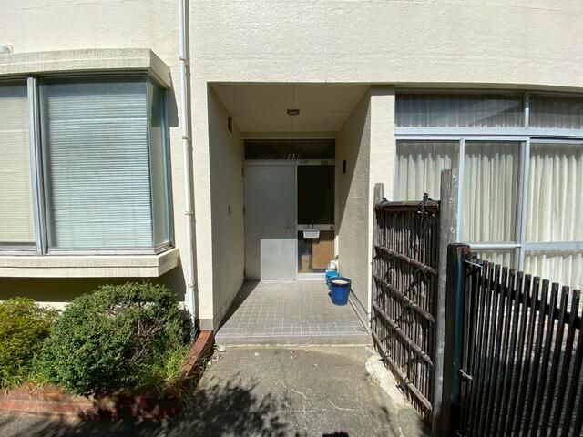 1973 17DK Former Clinic with Parking in Toyama City, Toyama - Thumbnail 3