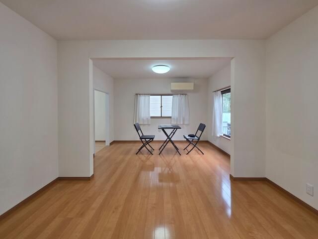 4LDK Detached House with Garden and Parking in Oita City - Thumbnail 4