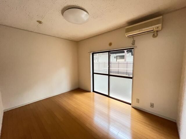Kawanabe Heights 2DK Apartment for Rent in Kokubunji, Tokyo - Thumbnail 2