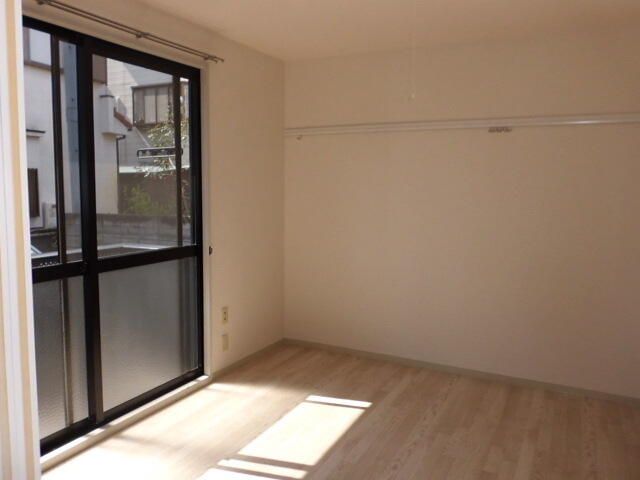 Rent 3DK Apartment near Konosu Station, Saitama - Thumbnail 3