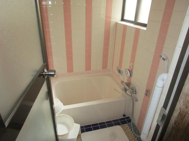 5DK Detached House for Sale in Kure, Hiroshima | 131.91 sqm - Thumbnail 4