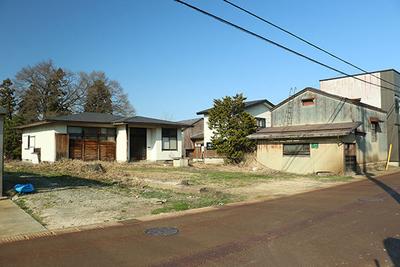 A house where you can try your hand at home gardening in a town where dahlias bloom in abundance: Villas, real estate, properties for sale, Hometown Information Center: Nationwide rural living property data — Image 3, Kawanishi, Yamagata
