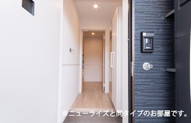 New 1LDK Apartment for Rent in Fujikawaguchiko, Yamanashi - Thumbnail 2