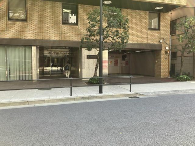 Rental Parking Space in Toranomon, Minato-ku, Tokyo - Thumbnail 2