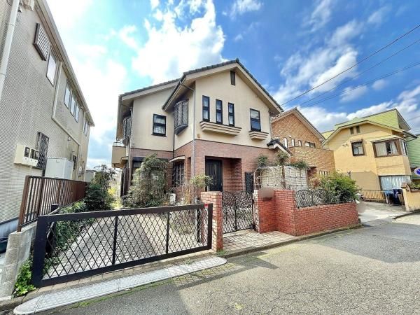 4SLDK Detached House for Sale in Ayase, Kanagawa - Thumbnail 2