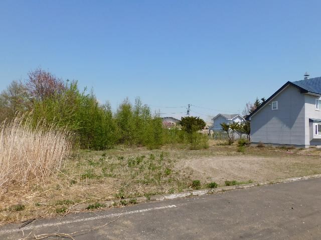 548 sqm Land for Sale in Kushiro, Hokkaido - Residential Plot - Thumbnail 2