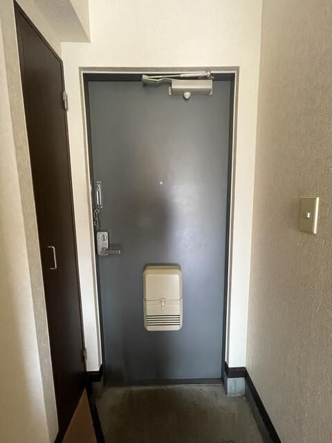 1K Apartment for Rent in Higashiyamato, Tokyo - Thumbnail 2