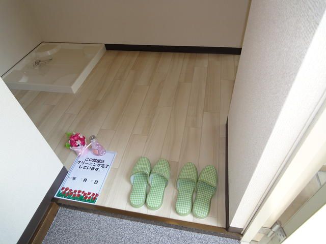 2DK Apartment for Rent near Kuki Station, Saitama - Thumbnail 2