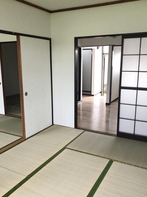 3DK Apartment for Rent in Aizuwakamatsu, Fukushima - Thumbnail 3
