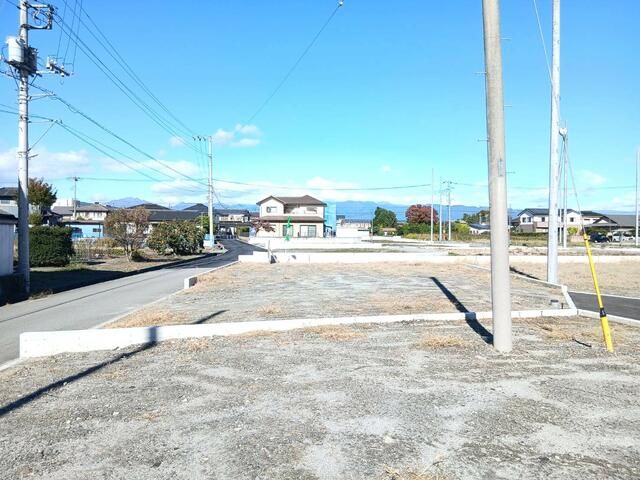 206 sqm Residential Land for Sale in Central City, Yamanashi - Thumbnail 4