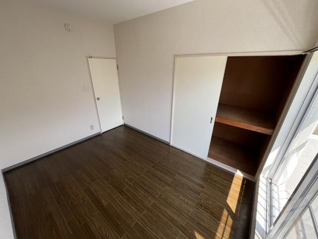 2DK Apartment for Rent in Odawara, Kanagawa - 42.90 sqm - Thumbnail 4