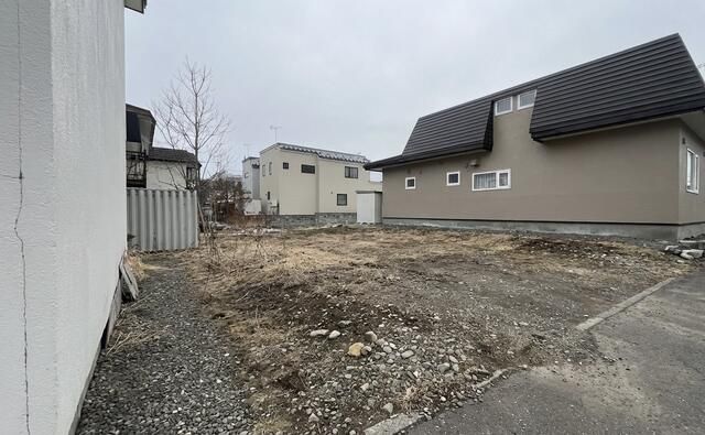 3LDK House for Sale in Nishi Ward, Sapporo, Hokkaido - Thumbnail 3