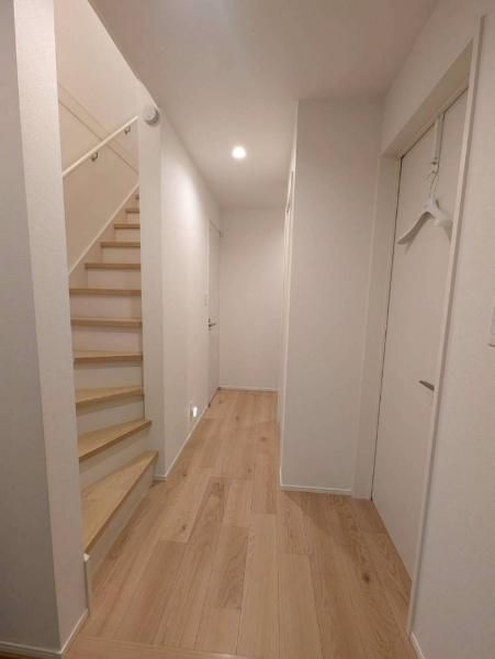 Modern 2SLDK House in Shinagawa, Tokyo - 109sqm - Thumbnail 4