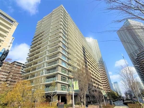 HARUMI FLAG SUN VILLAGE 3LDK Condo in Tokyo Chuo Ward - Thumbnail 2