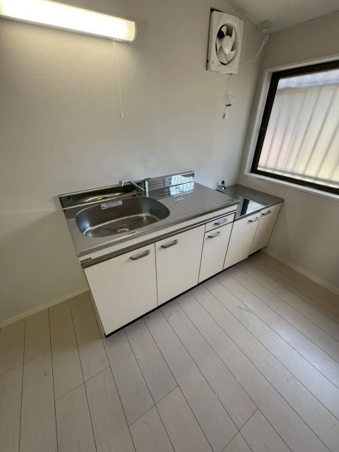 1947 Wooden House for Sale in Umi, Fukuoka - 1DK, 81 sqm Land - Thumbnail 3