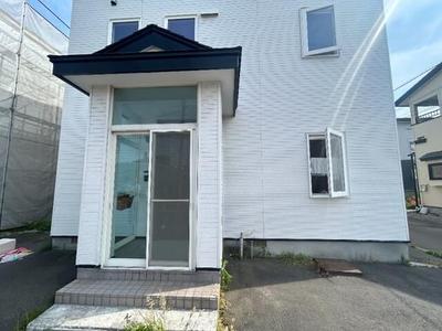 3LDK House for Sale in Hakodate, Hokkaido with 2 Car Parking — Front_door, Yamanote 2-chome, Aomori