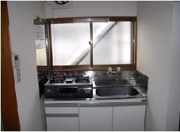 1K Apartment for Rent in Fussa City, Tokyo - Thumbnail 3