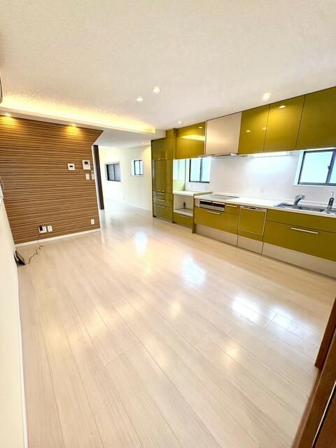 3SLDK Detached House in Quiet Nishinomiya with Free Parking - Thumbnail 4