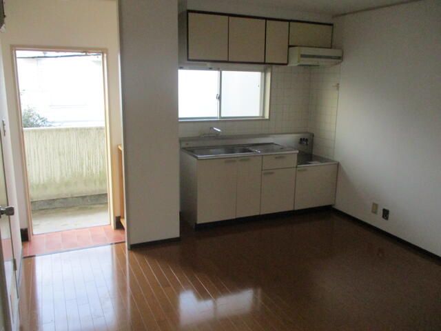 2DK Apartment in Sayama City, Saitama for Rent - Thumbnail 4