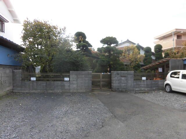 Parking Space for Rent in Saitama City near Yono-Honmachi Station - Thumbnail 3