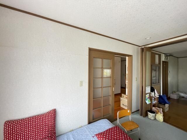 5LDK Wooden House with Large Garden in Kunimi, Fukushima - Image 22