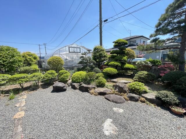 5LDK Wooden House with Large Garden in Kunimi, Fukushima - Image 11