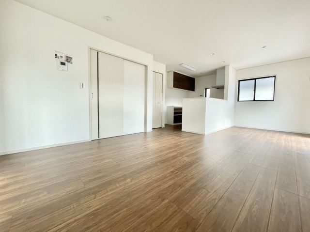 Modern 4LDK House in Nōgata, Fukuoka | 2023 Build - Thumbnail 3